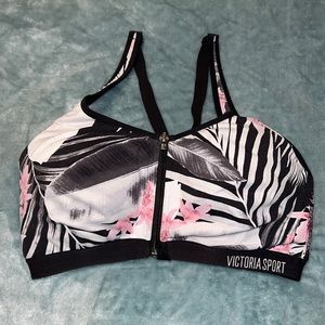 Victoria’s Secret knockout sports bra size 34 DDD